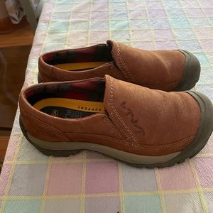 Keen Womens moc slip ons